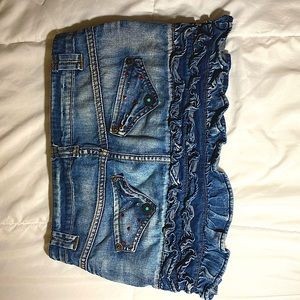 2000’s Y2k Fashion Mini jean skirt with  pink heart and dimond gemstones